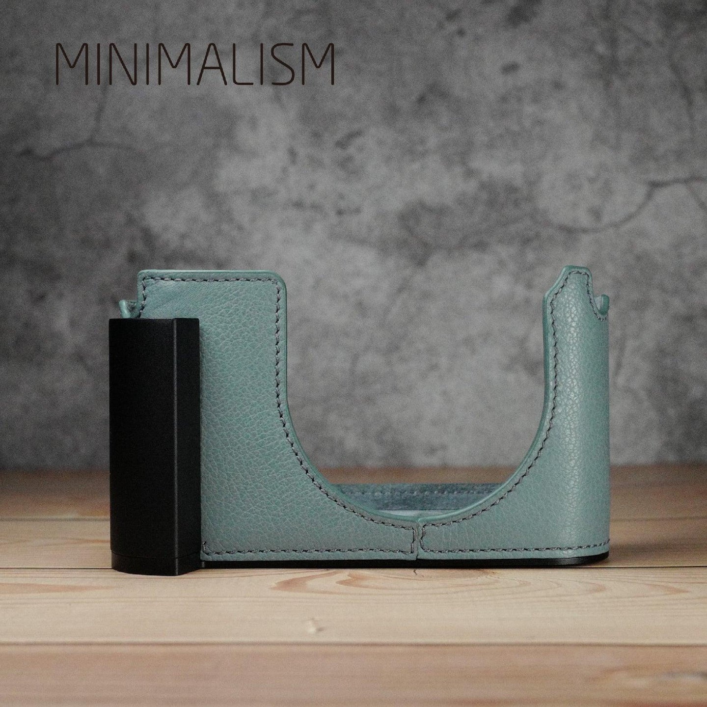 minimalism LEICA Qå°ēØåå„é£ęę - Artboard HK
